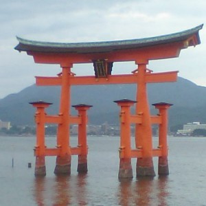 宮島厳島神社 揚げもみじ饅頭（まんじゅう）＆かきおこ