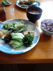 灘崎町野菜バイキングの「お食事があでん菜花」